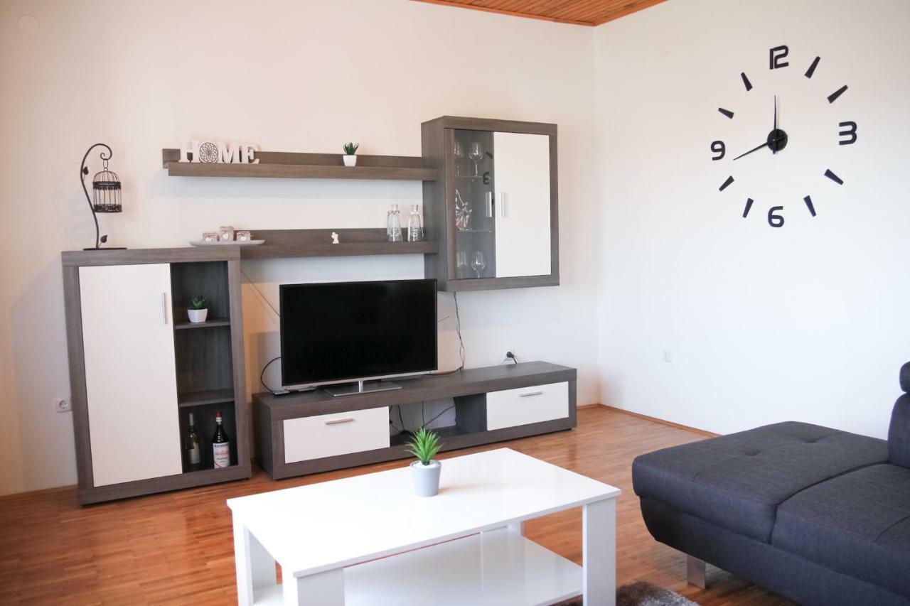 Apartment Split